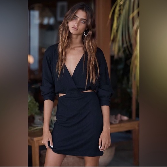 Free People Beach ‘Stasia’ coverup, size medium - Picture 2 of 8